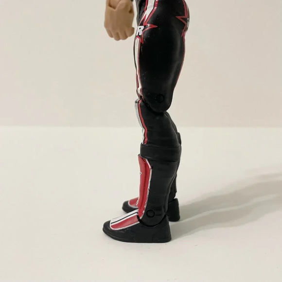 WWE 2010 Mattel Edge  Wrestling Action Figure Rated R Superstar - Picture 6 of 16